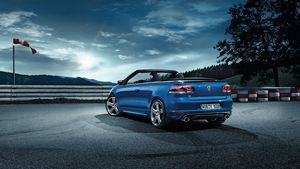 Volkswagen Golf R Cabriolet