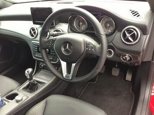 Mercedes-Benz CLA 180 Sport