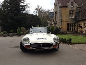 Jaguar E-Type V12 Roadster
