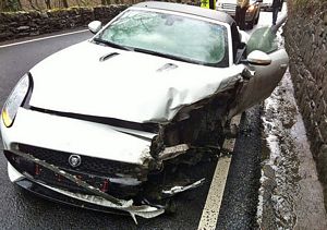 Jaguar F-Type crash