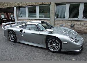 Porsche 911 GT1 Strassenversion