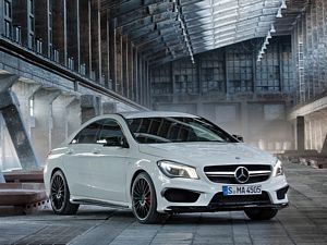 Mercedes-Benz CLA 45 AMG