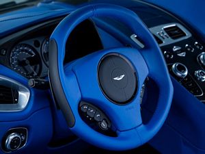 Aston Martin Vanquish Q