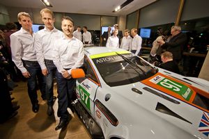 Bruno Senna signs for Aston Martin