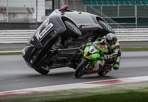 Superbike pass under Alfa Romeo Mito SBK