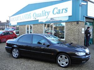 Vauxhall Omega