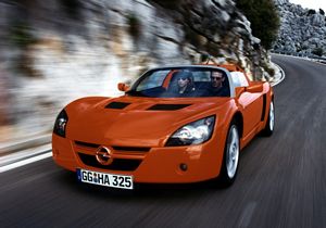 Opel Speedster/Vauxhall VX220 Concept