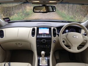 Infiniti EX30d GT Premium