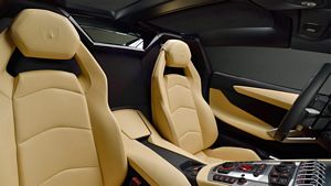Lamborghini Aventador LP 700-4 Roadster