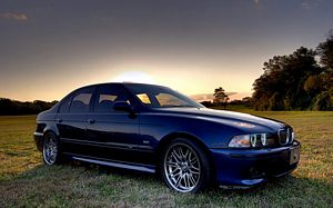 BMW M5 - 5.0 V8
