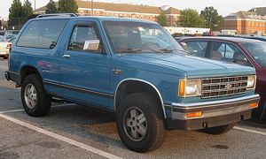 2-door Chevrolet Blazer