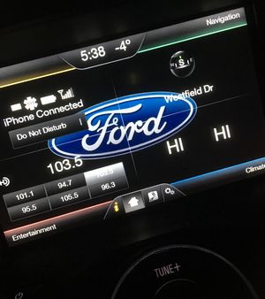 2013 Ford C-Max Sync Touchscreen