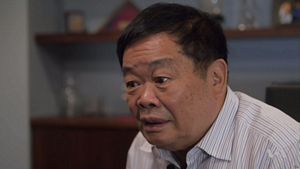 Dewang Cao, chairman of Fuyao Glass