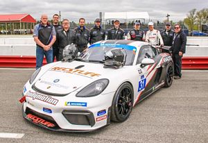 Bodymotion/JCR Motorsports Porsche 718 Cayman Clubsport MR at Mid-Ohio 120