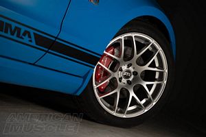AmericanMuscle Ford Mustang Wheel Guide 2013-2014 with RTR Wheels