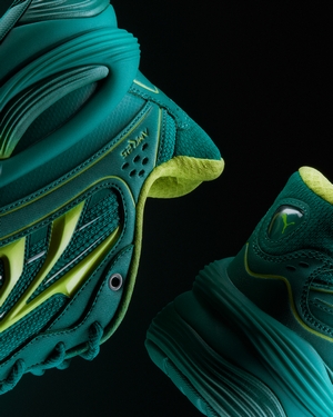PUMA x ASTON MARTIN ARAMCO F1 TEAM COLLECTION Shoes