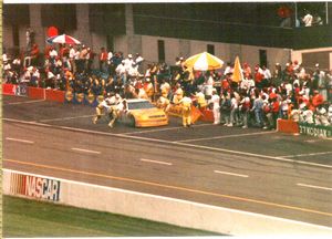 1989 Geoff Bodine Car at the 1989 Champion Spark Plug 400