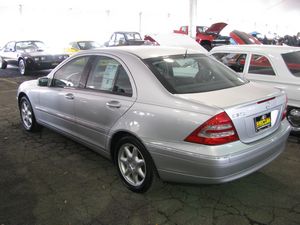 2001 Mercedes-Benz C320