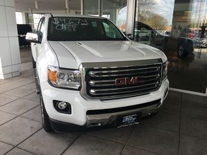 2017 GMC Canyon 4WD SLT Crew Cab Long Box in Summit White