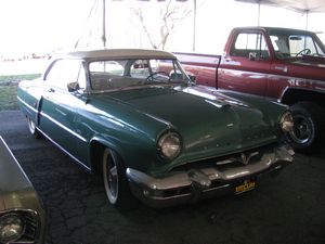 1953 Lincoln Capri