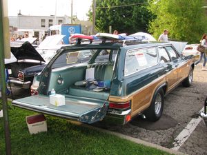 1966 Chevrolet Caprice Station Wagon (Woody)