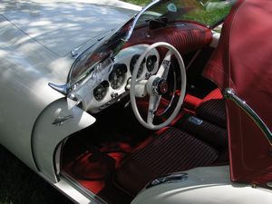 1954 Kaiser Darrin