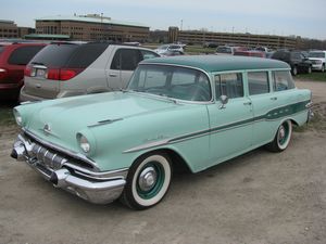 1957 Pontiac Chieftain Safari