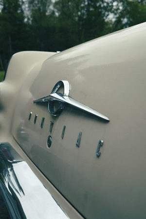 1955 Pontiac Chieftain with patina