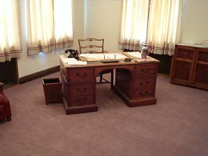 E.L. Cord's Office