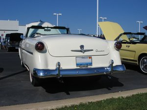 1954 Ford Crestline Sunliner