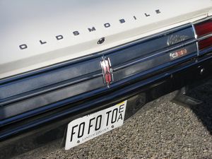 1965 Oldsmobile Cutlass Supreme 442