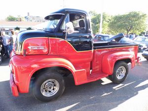 Custom 1955 Ford C-600