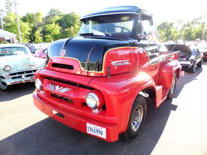 Custom 1955 Ford C-600