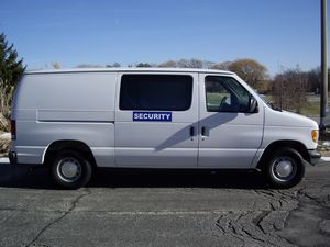 2000 Ford E-150