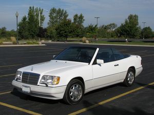 Mercedes-Benz E320