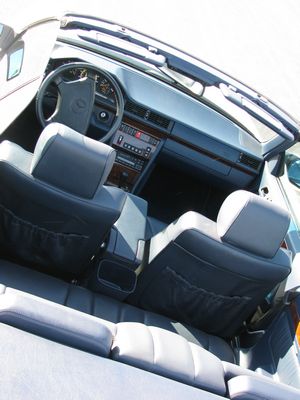 Mercedes-Benz E320