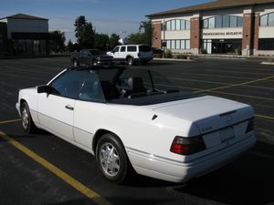 Mercedes-Benz E320