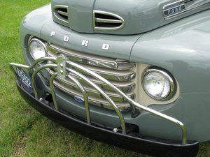 1948 Ford F-1