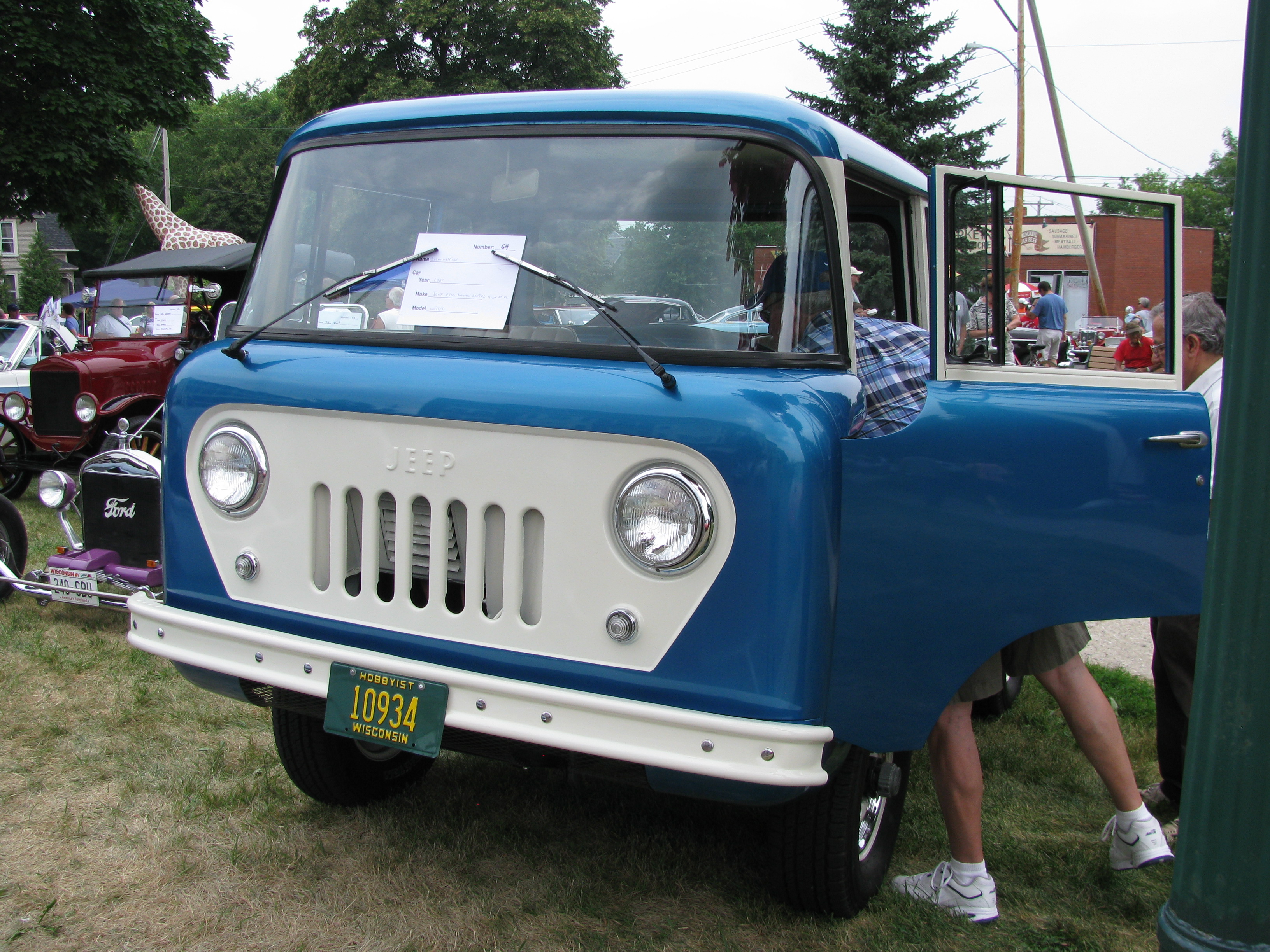 Jeep FC 150