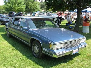 Cadillac Fleetwood Stretch Limousine