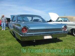 1961 Ford Galaxie Starliner