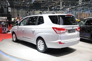 SsangYong Rodius