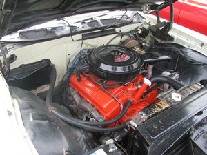 Pontiac Grande Parisienne 327 Engine