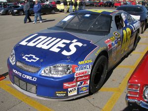 2004 Lowe's Chevrolet Monte Carlo