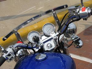 Honda Magna