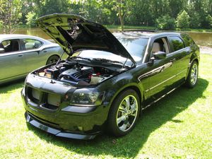 Custom 2005 Dodge Magnum