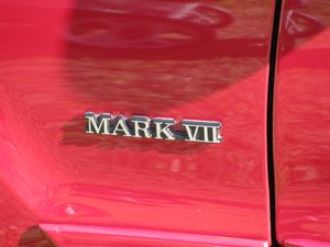 Lincoln Mark VII LSC