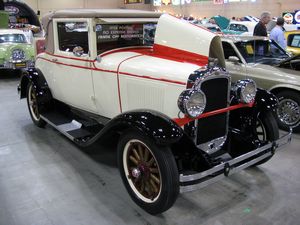 1928 Pontiac Landau Coupe