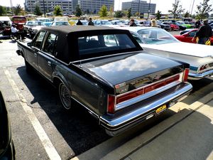 1984 Lincoln Town Car Signature Series