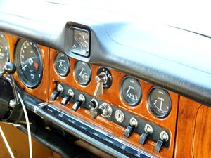 1967 Jaguar 420